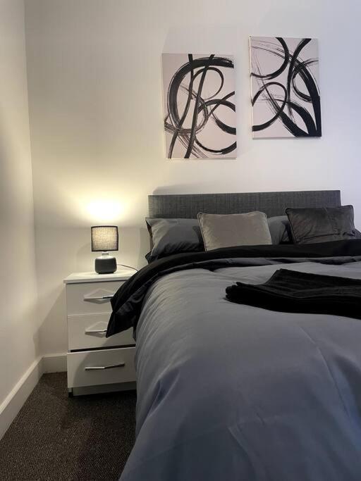 #4Bs 1 Bed Serviced Apartment Derby Eksteriør bilde